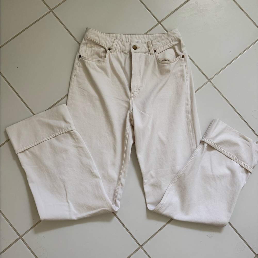 H&M Women's white Straight Leg Jeans
